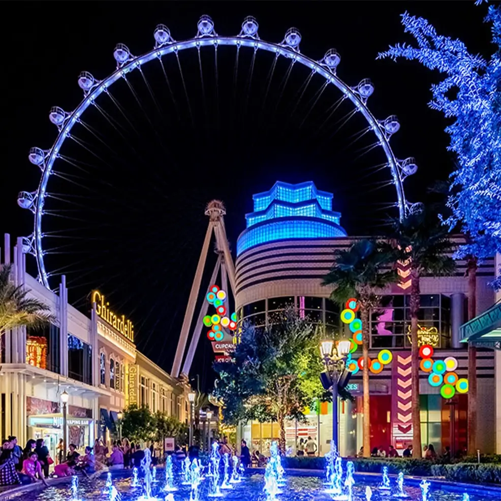 1. Take a Walk Along the Las Vegas Strip